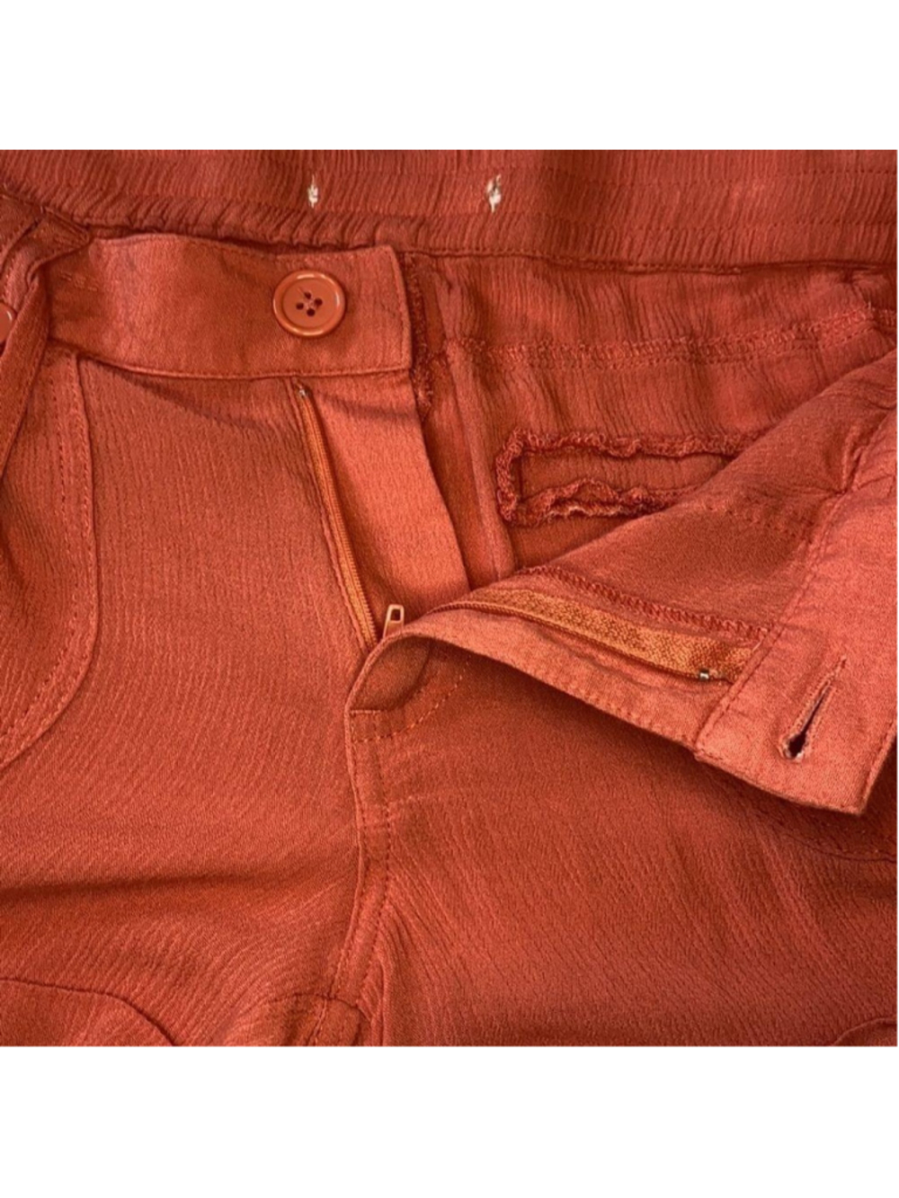 ORANGE SHORTS ✨✨✨ - Picture 3 of 3